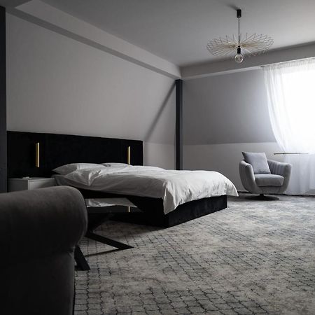 Hotel Cristal كلوج-نابوكا المظهر الخارجي الصورة