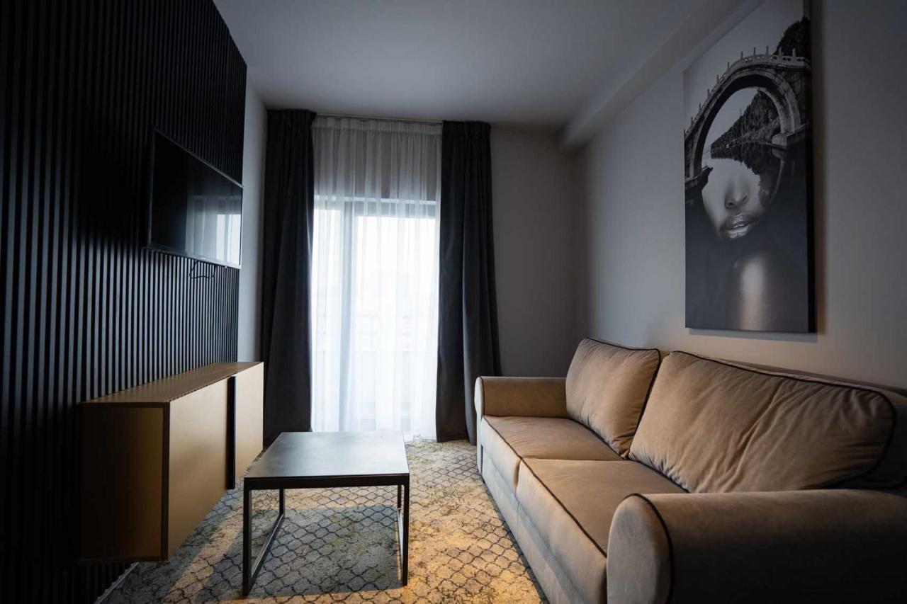 Hotel Cristal كلوج-نابوكا المظهر الخارجي الصورة