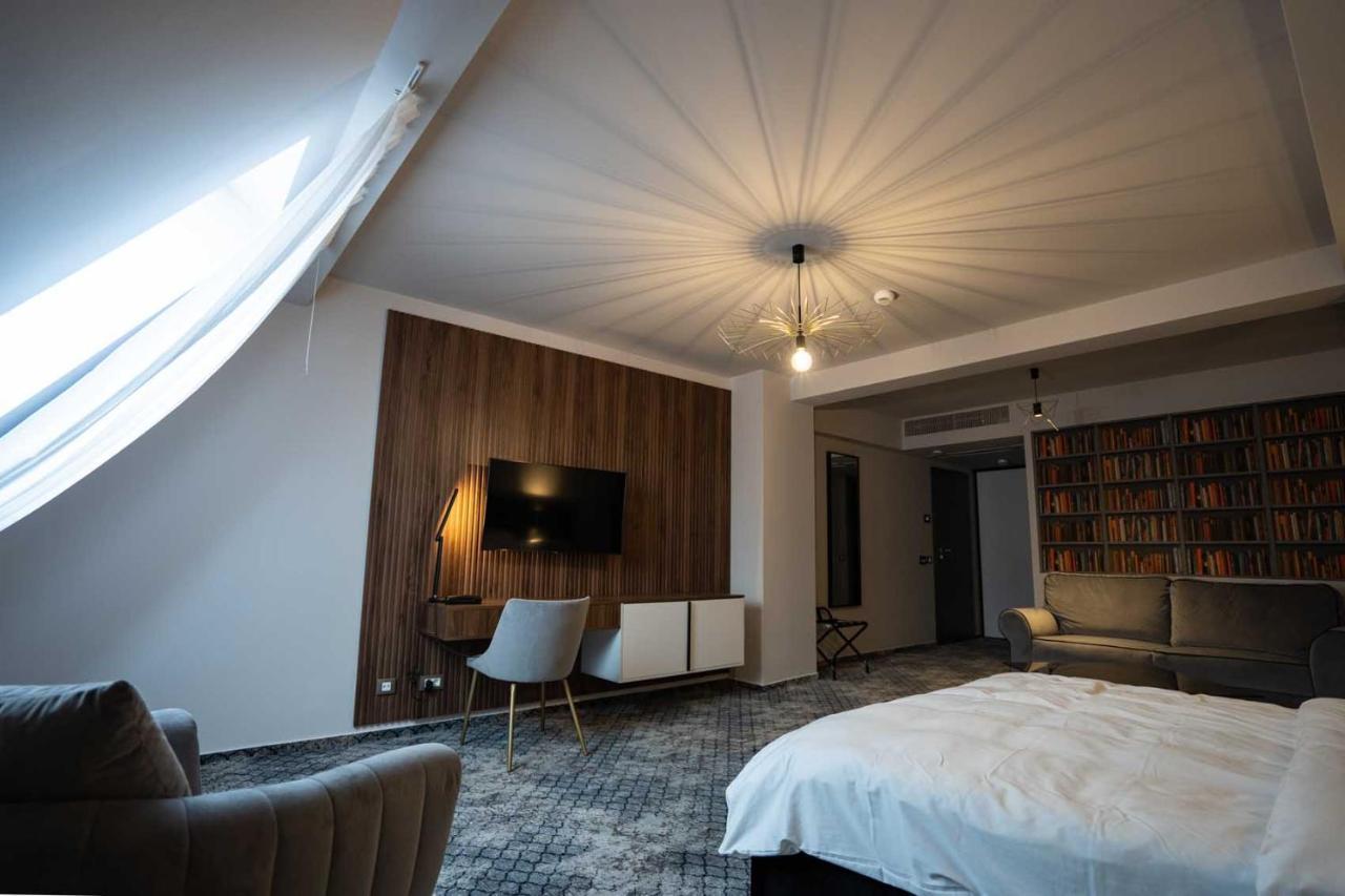 Hotel Cristal كلوج-نابوكا المظهر الخارجي الصورة