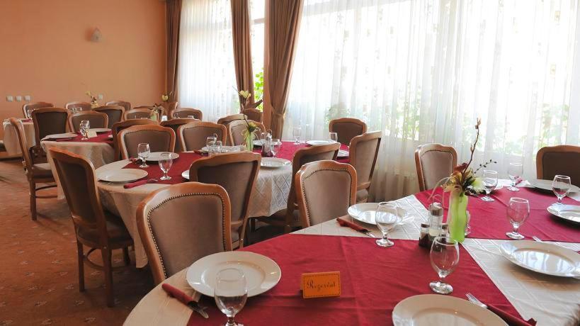 Hotel Cristal كلوج-نابوكا المظهر الخارجي الصورة